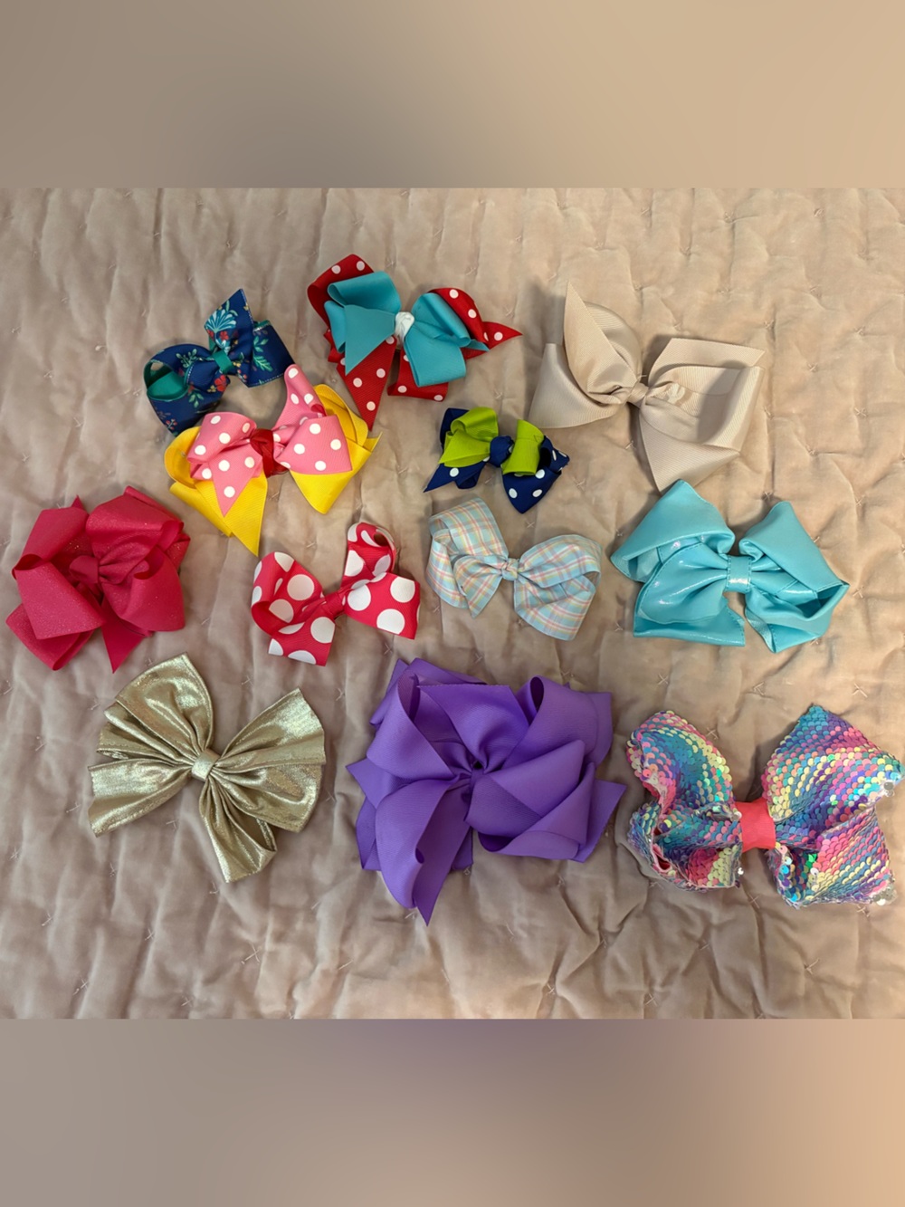 Lot of girl’s kids Hair Bow Set Lot Colors hairbows colorful Set of 12 for $12